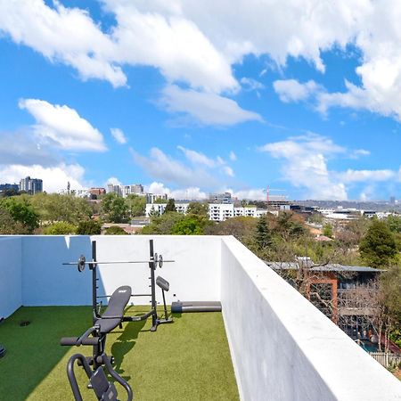 The Monroe Luxury Apartments โจฮันเนสเบิร์ก ภายนอก รูปภาพ