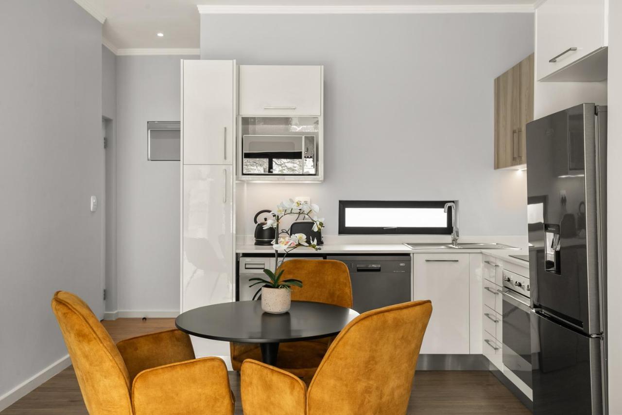 The Monroe Luxury Apartments โจฮันเนสเบิร์ก ภายนอก รูปภาพ