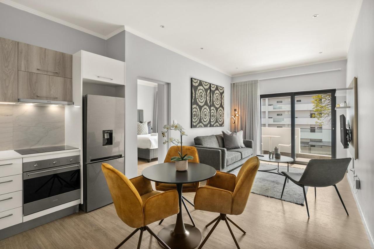 The Monroe Luxury Apartments โจฮันเนสเบิร์ก ภายนอก รูปภาพ