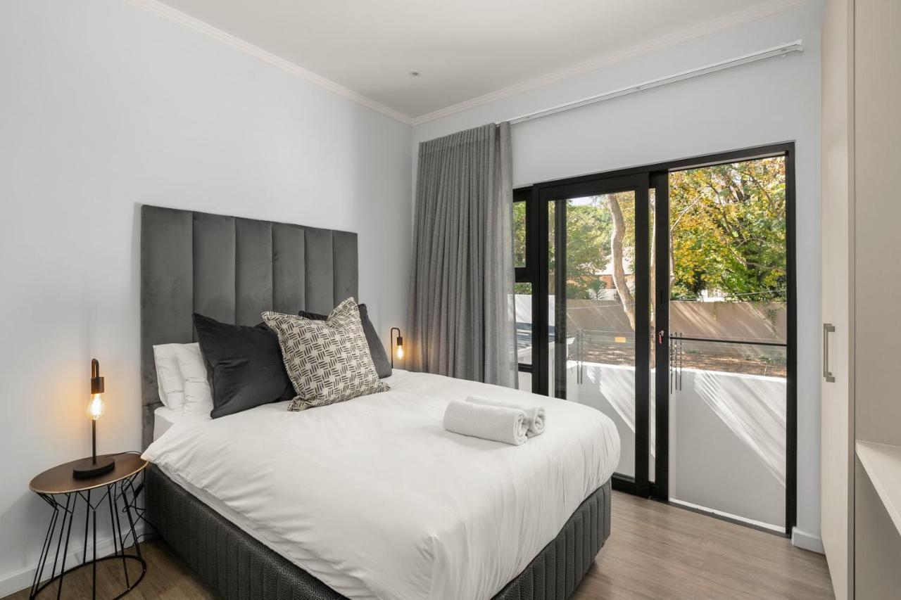 The Monroe Luxury Apartments โจฮันเนสเบิร์ก ภายนอก รูปภาพ