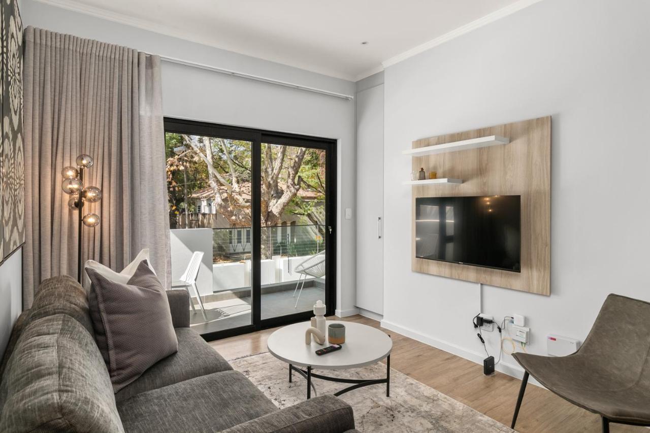 The Monroe Luxury Apartments โจฮันเนสเบิร์ก ภายนอก รูปภาพ