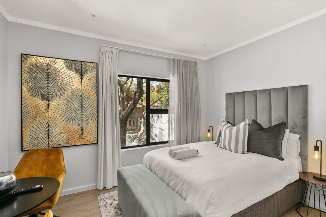 The Monroe Luxury Apartments โจฮันเนสเบิร์ก ภายนอก รูปภาพ
